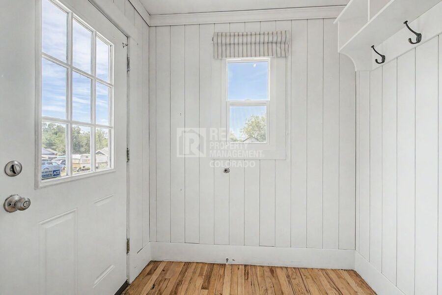 110 S Quitman St - Photo 2 of 28