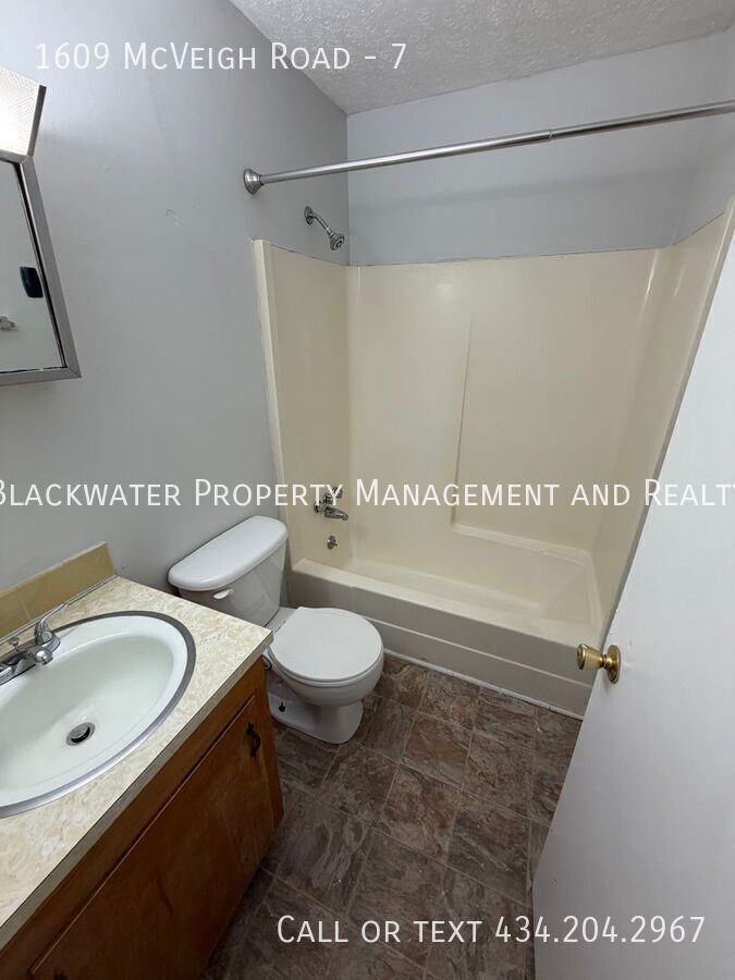 1609 Mcveigh Rd #7 - Photo 5 of 12