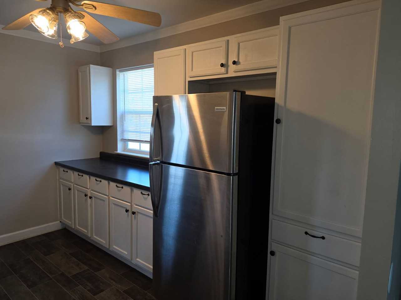 730 Queensboro Ave - Photo 6 of 16