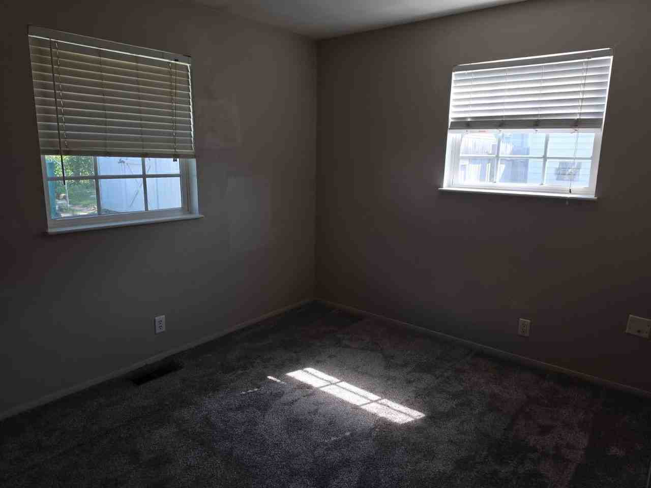 730 Queensboro Ave - Photo 7 of 16