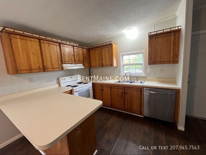 1B Spinsfield Common Rd - Photo 3 of 10