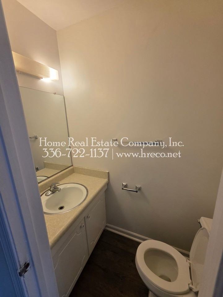 1441 Brookwood Dr #A - Photo 7 of 12