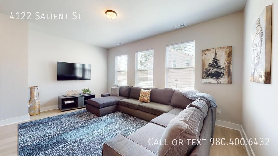 4122 Salient St - Photo 4 of 30