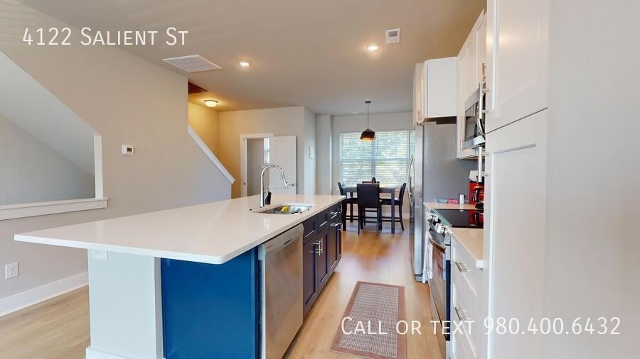 4122 Salient St - Photo 5 of 30
