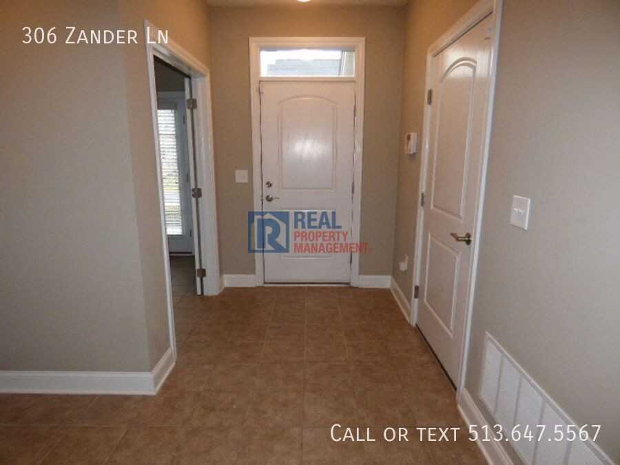 306 Zander Ln - Photo 6 of 29