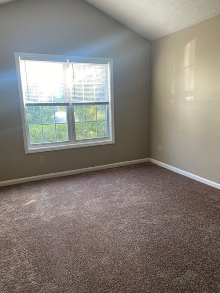 4914 Pin Oak Dr - Photo 6 of 18