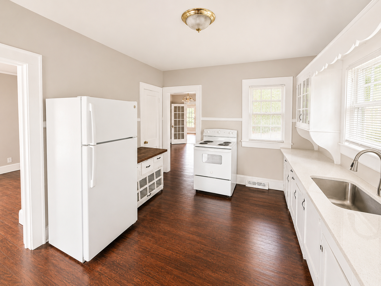 513 Alamance Rd - Photo 5 of 24