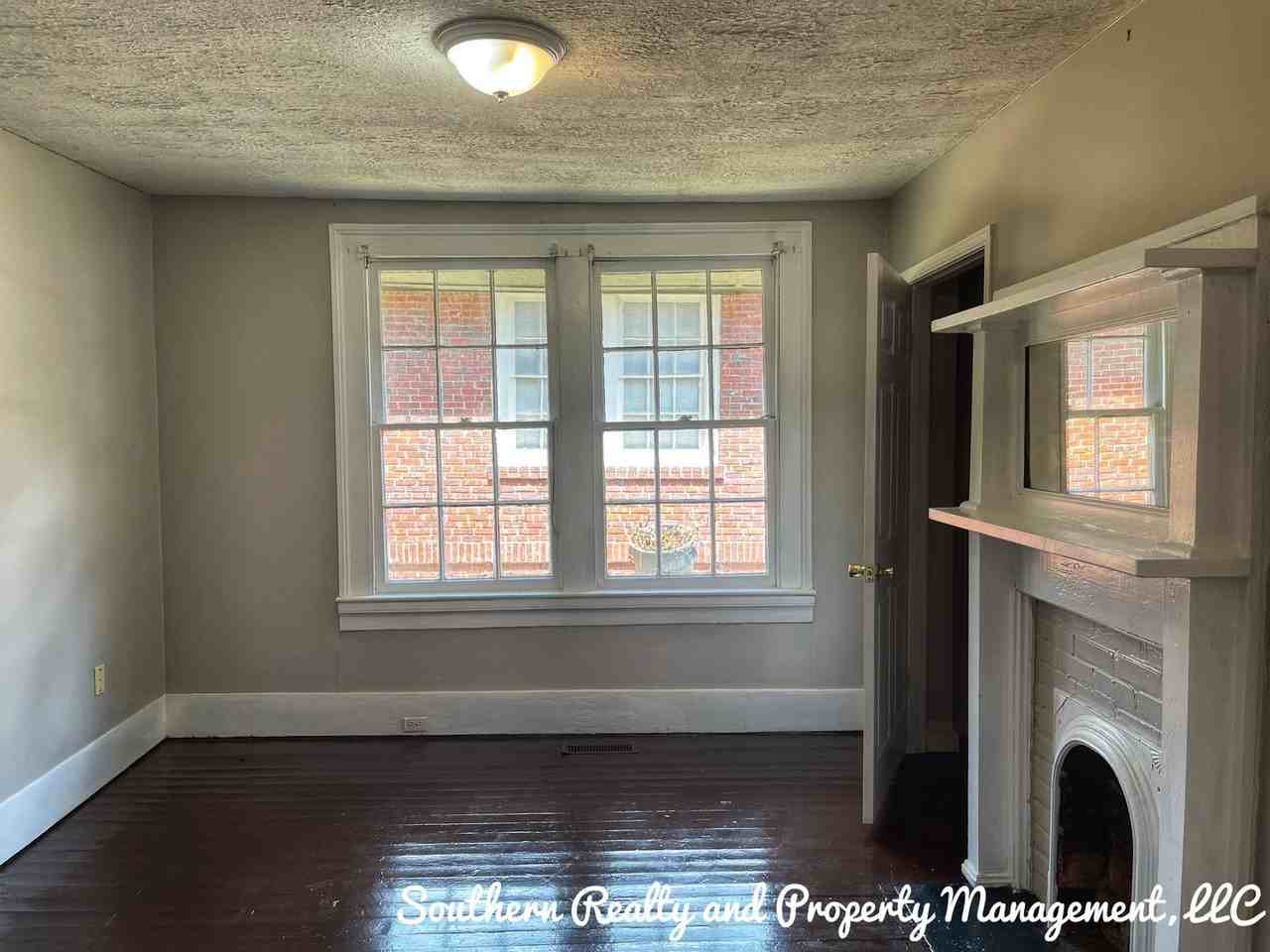 1911 Capitol Ave - Photo 6 of 9