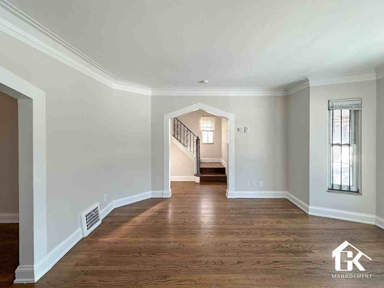 16182 Greenlawn St - Photo 7 of 47