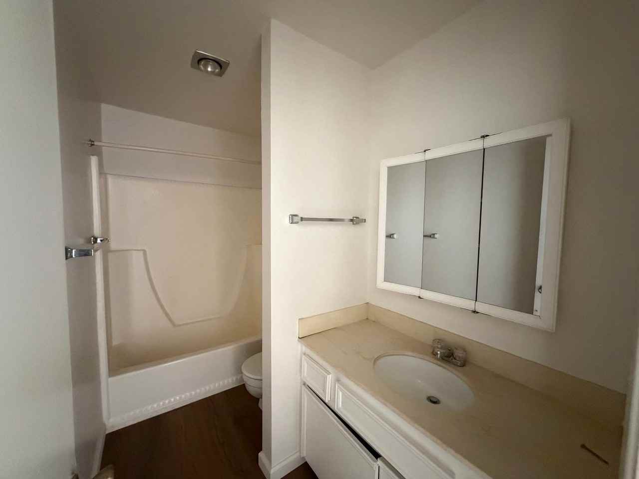 5800 Traffic Way #27 - Photo 4 of 22