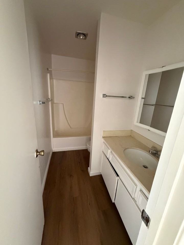 5800 Traffic Way #27 - Photo 6 of 22