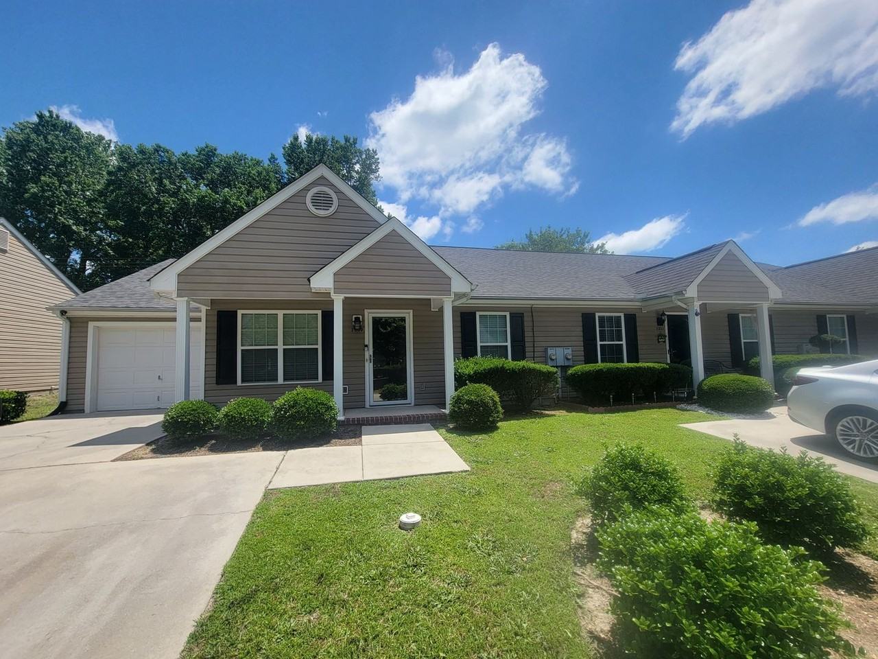 1209 Bison Way - Photo 3 of 24