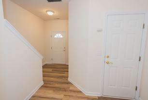 403 Parkview Ct - Photo 1 of 1