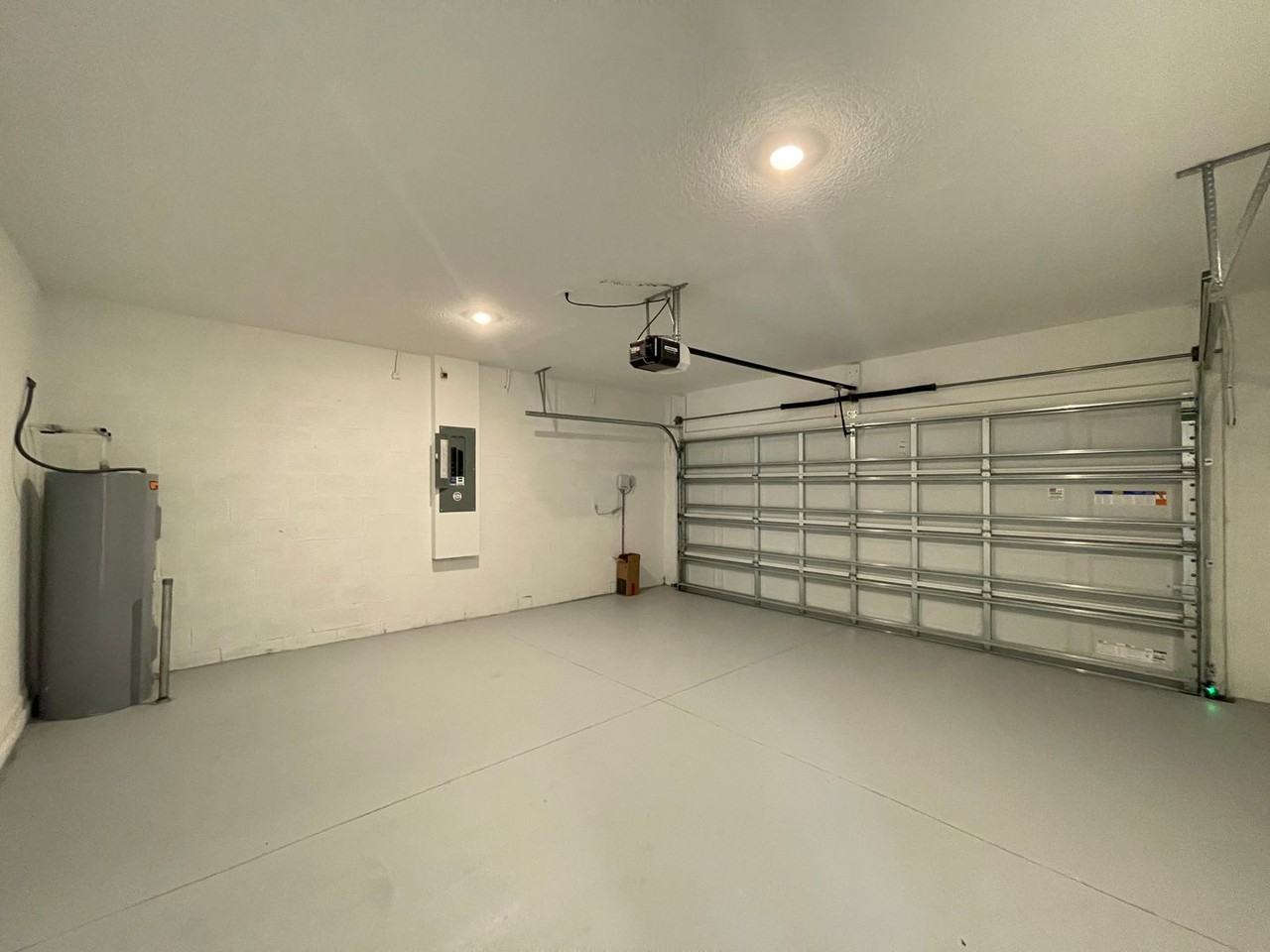 343 Heroic Rd - Photo 7 of 21