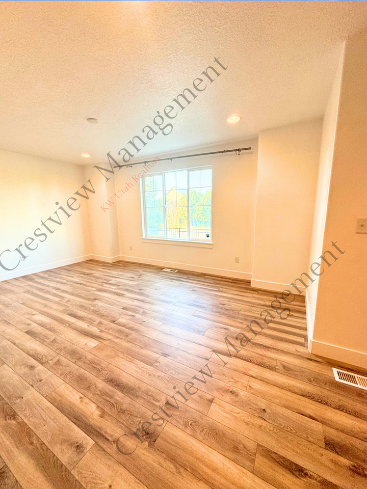 4883 N Nile Dr - Photo 4 of 34