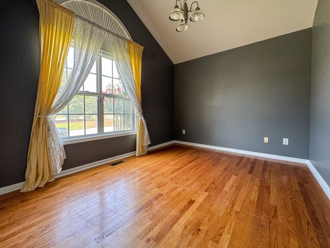 1915 Brawley Ave - Photo 3 of 30