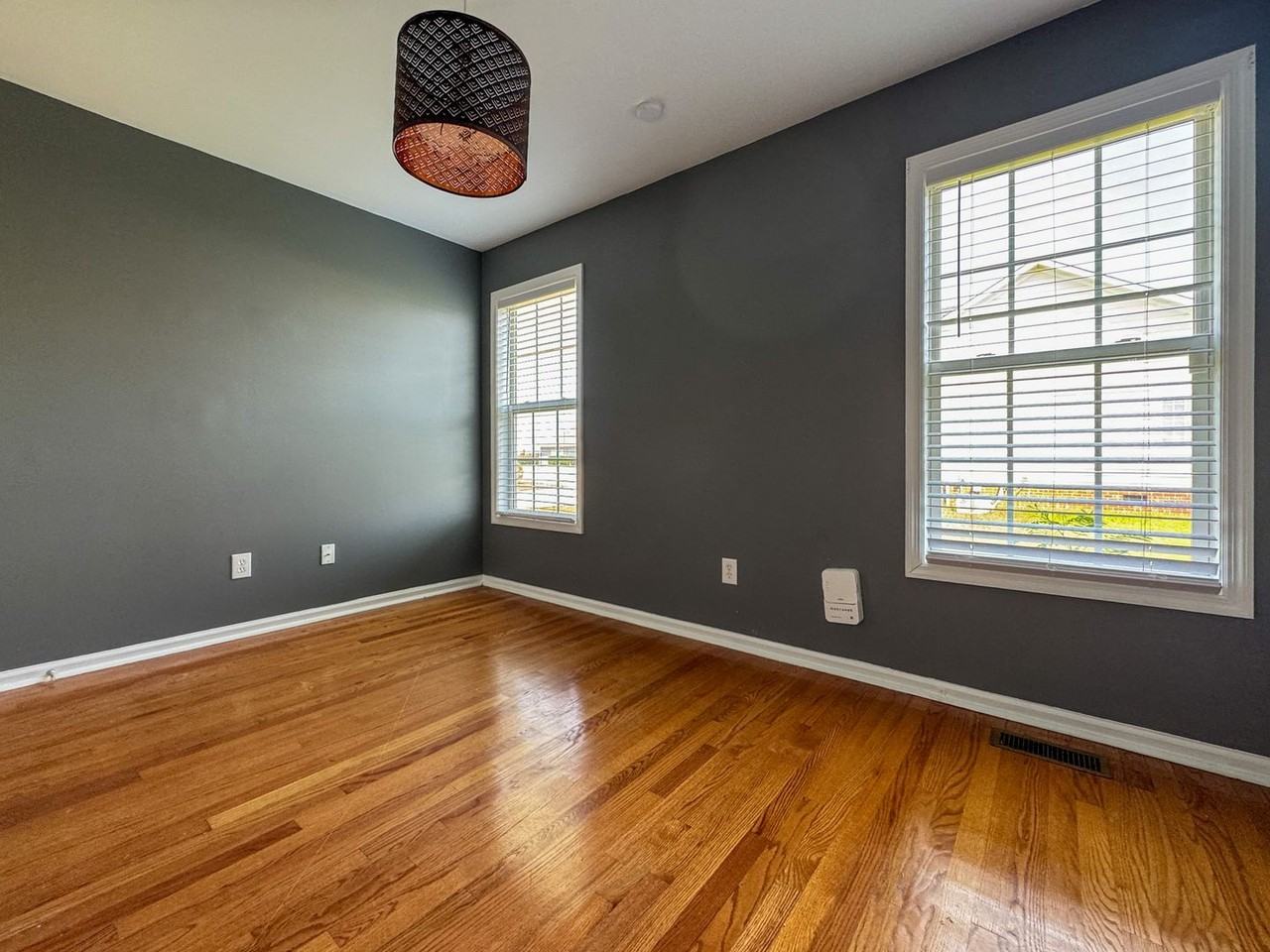 1915 Brawley Ave - Photo 6 of 30