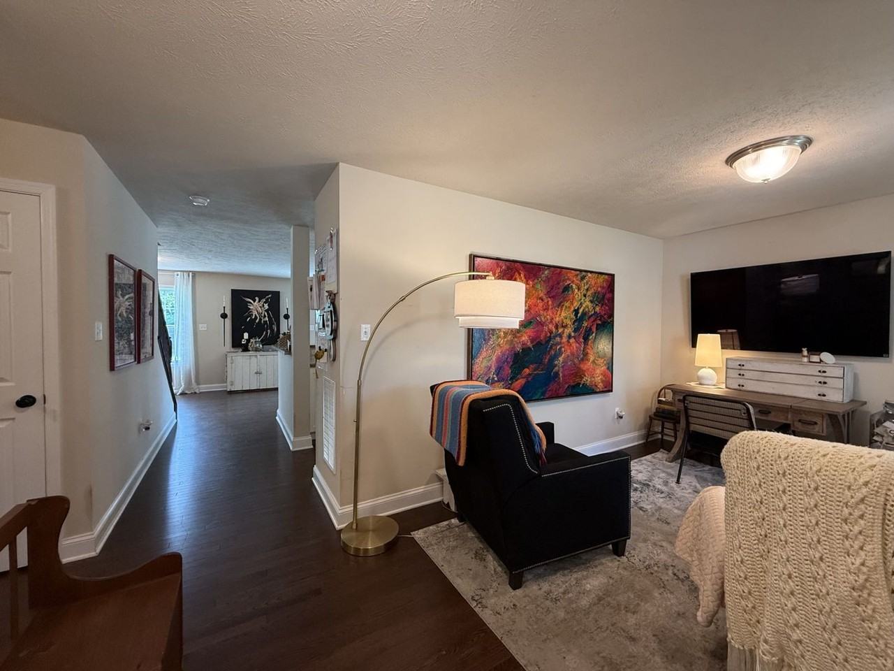 117 Deans Way - Photo 4 of 33
