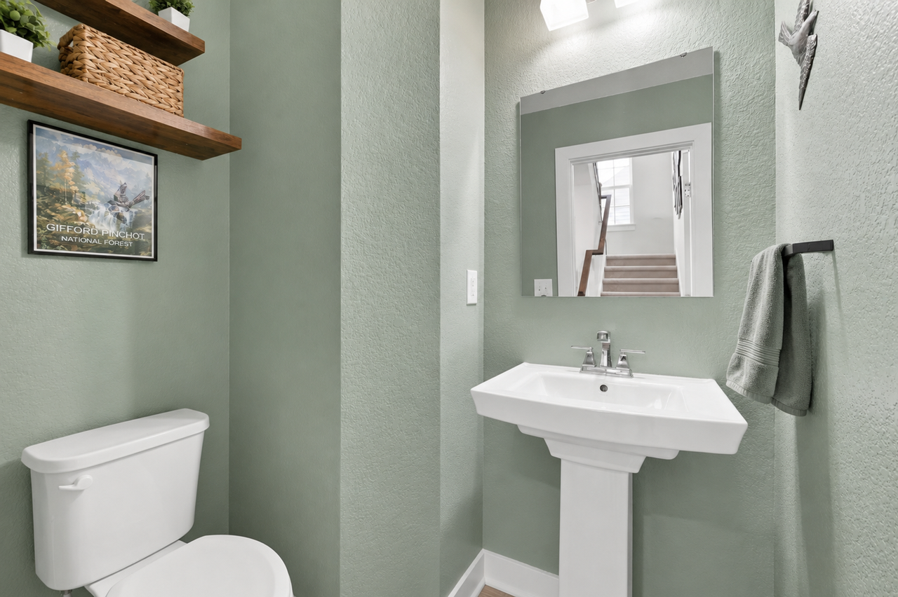1032 Olmstead St - Photo 7 of 30