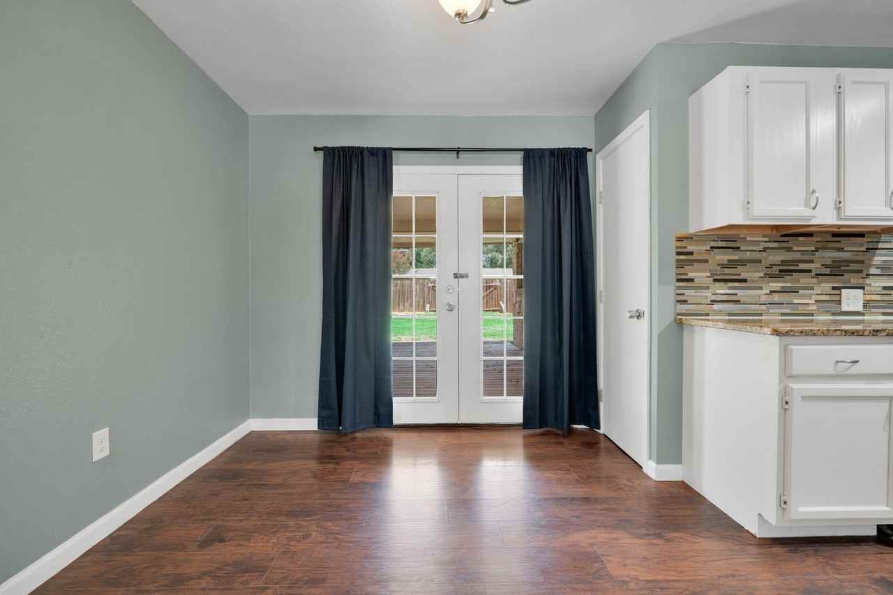 417 E Lindbergh Blvd - Photo 7 of 23