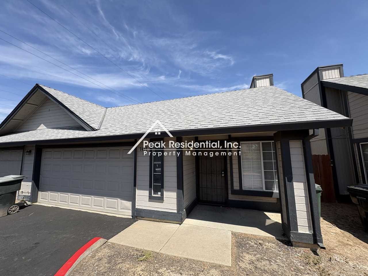 7435 Power Inn Rd #B - Photo 2 of 3