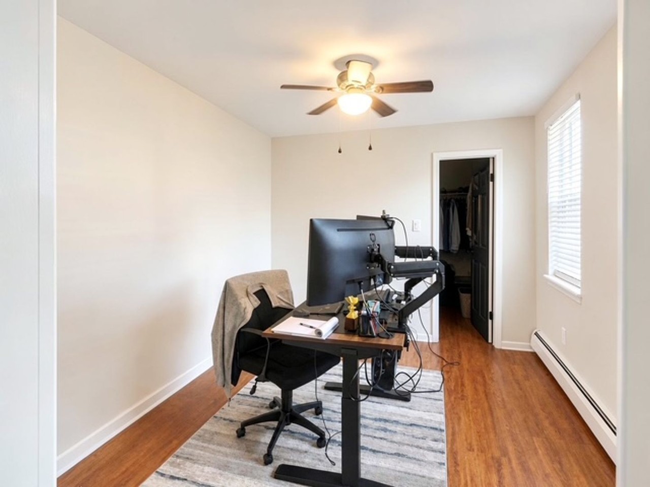 249 E Thompson St - Photo 5 of 26