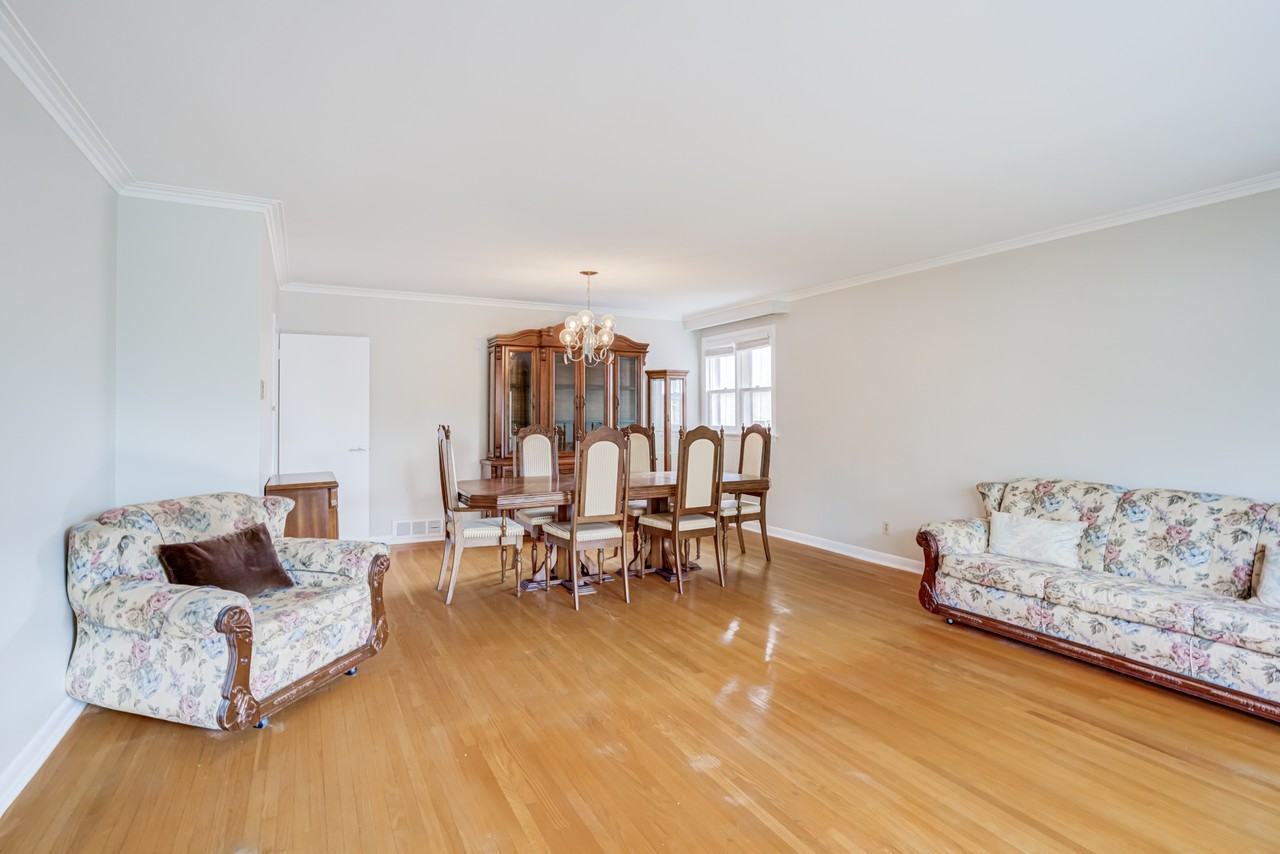 5 Paramount Court #Main - Photo 7 of 30