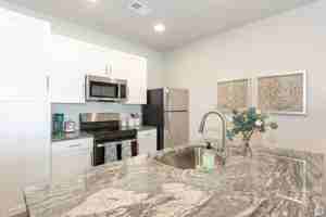 featured image of 940 940 - 970 Menlo Park Pt