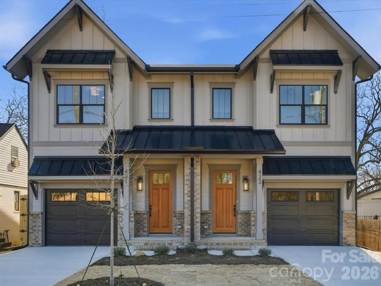 431 W Peterson Dr