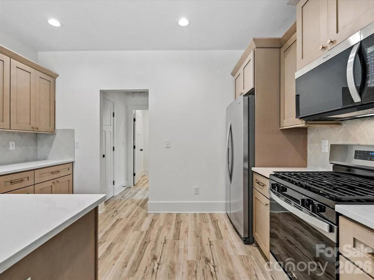 4113 Rutgers Ave - Photo 4 of 20