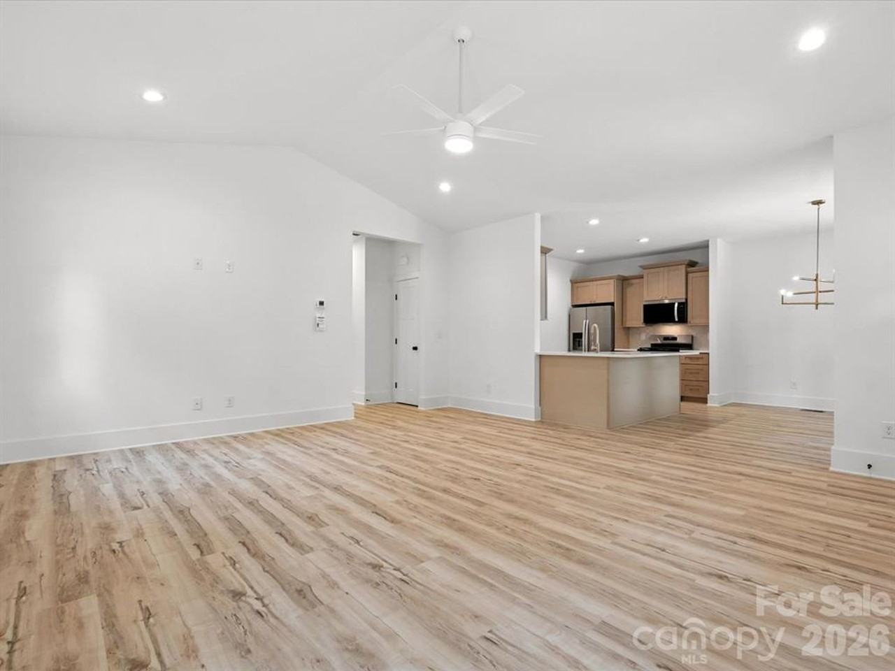 4113 Rutgers Ave - Photo 7 of 20