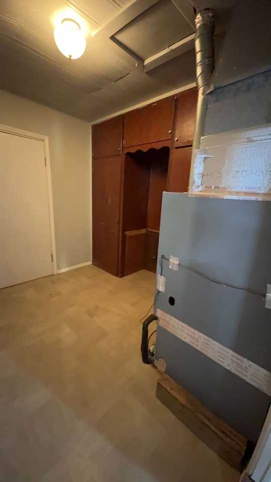 705 W Indiana Ave - Photo 7 of 10