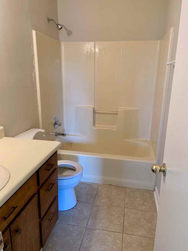 16902 Carter Cir - Photo 3 of 5