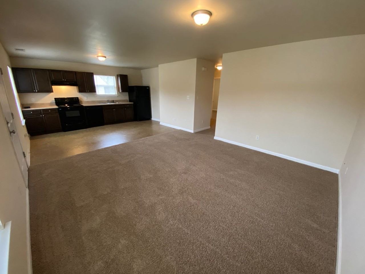 33 Jacob Ln - Photo 5 of 18