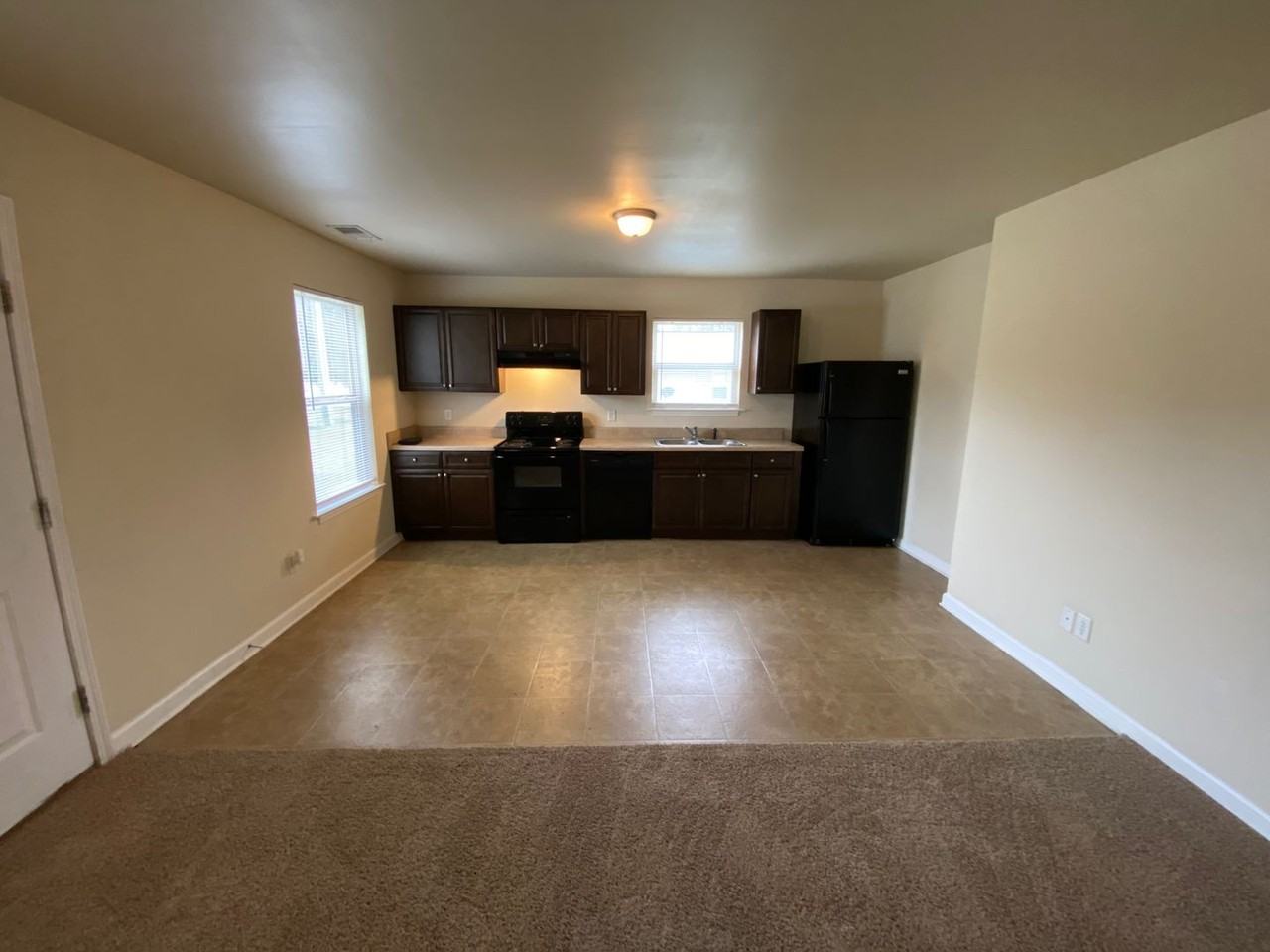 33 Jacob Ln - Photo 6 of 18