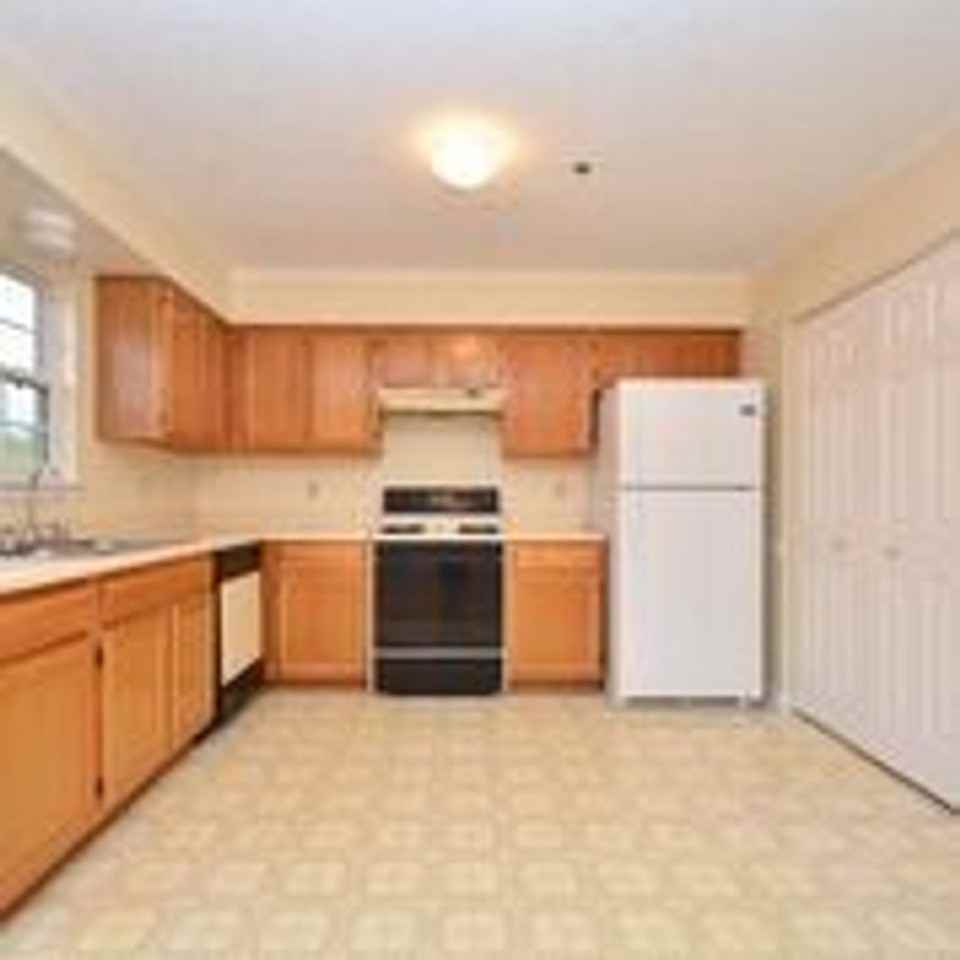 123 Hunter Ct - Photo 6 of 28