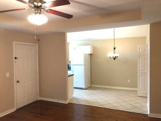 310 Evergreen Way - Photo 3 of 9