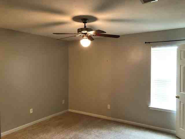 310 Evergreen Way - Photo 6 of 9
