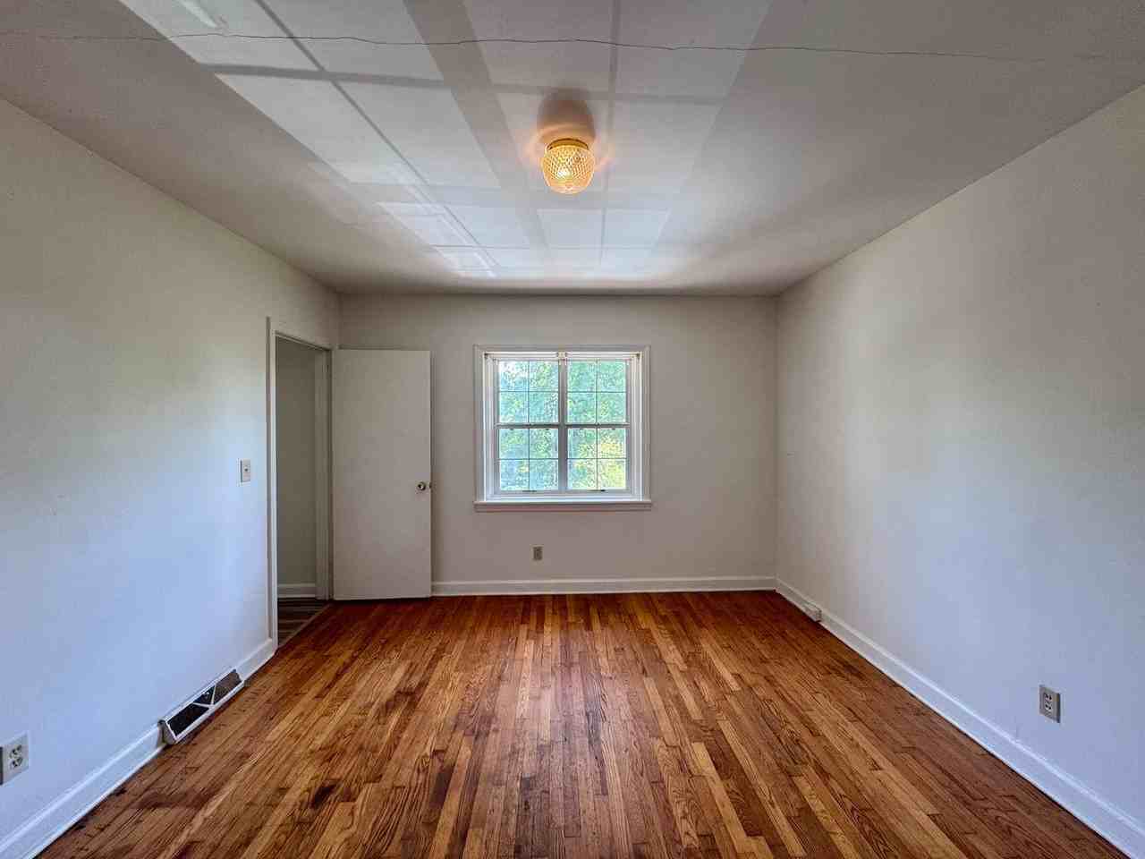114 Lookout Cir Sw - Photo 6 of 10