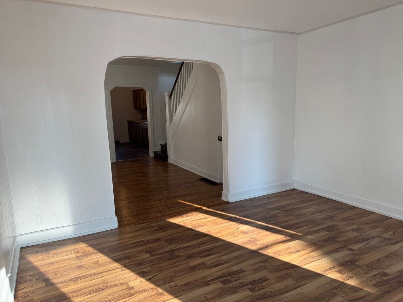 638 N Franklin St - Photo 5 of 25