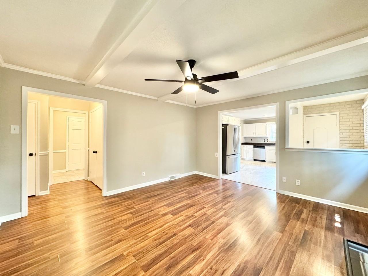 5303 Ainsworth Dr - Photo 6 of 17