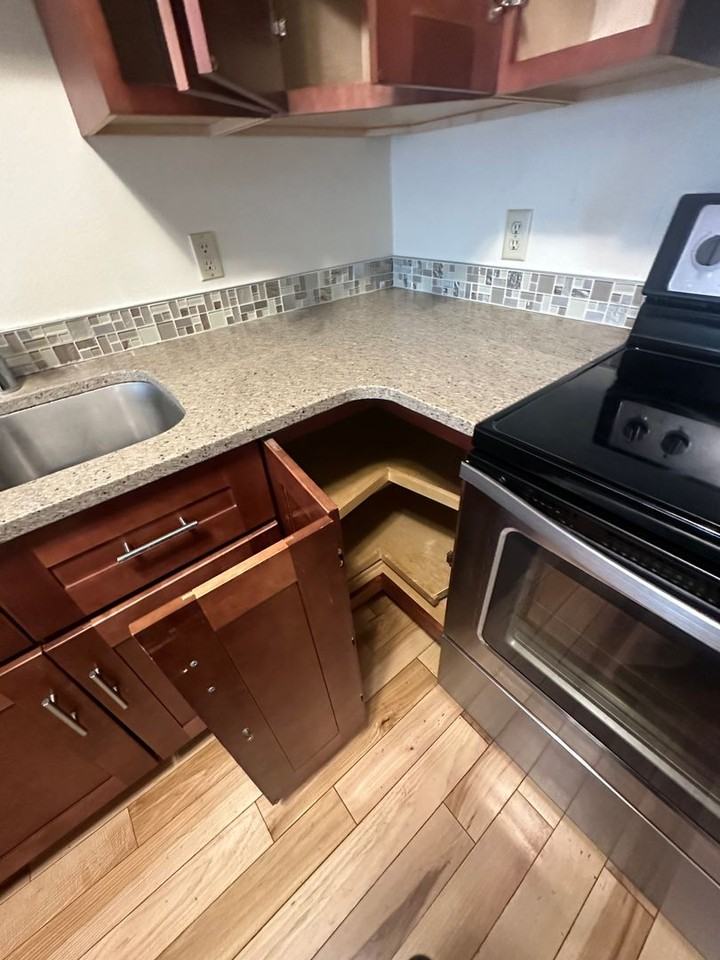 145 Aspen Dr - Photo 3 of 7