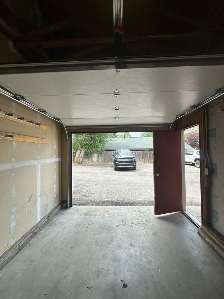 145 Aspen Dr - Photo 6 of 7