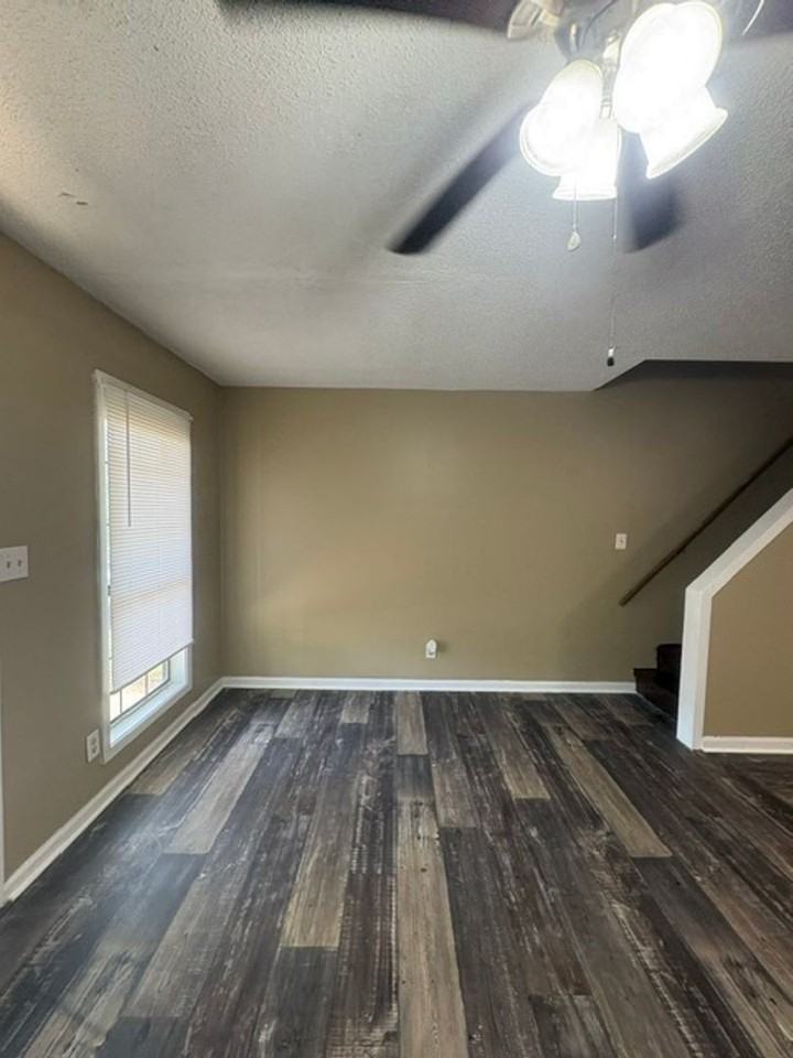 106 Money St - Photo 4 of 19