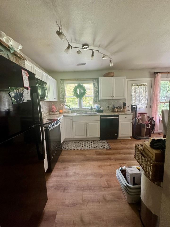 186 The Dogwoods - Photo 3 of 14