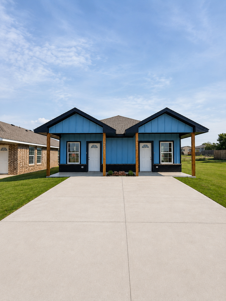1405 Sw Bishop Rd - Photo 2 of 11