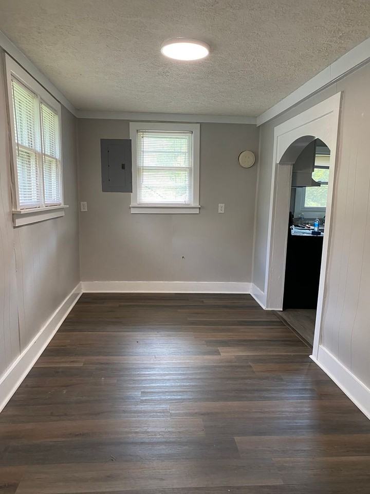 40 Little Knob Rd - Photo 3 of 11