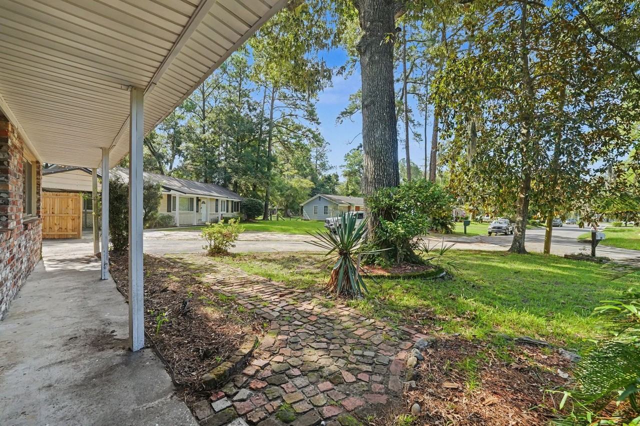 18 Silverstone Cir - Photo 5 of 28