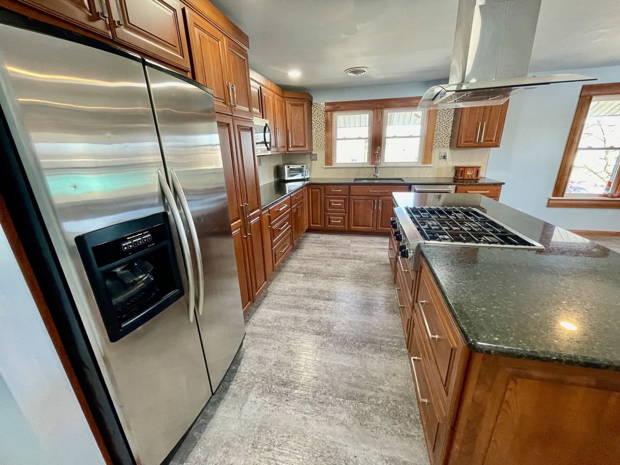 1403 S Main St #1403 - Photo 6 of 29