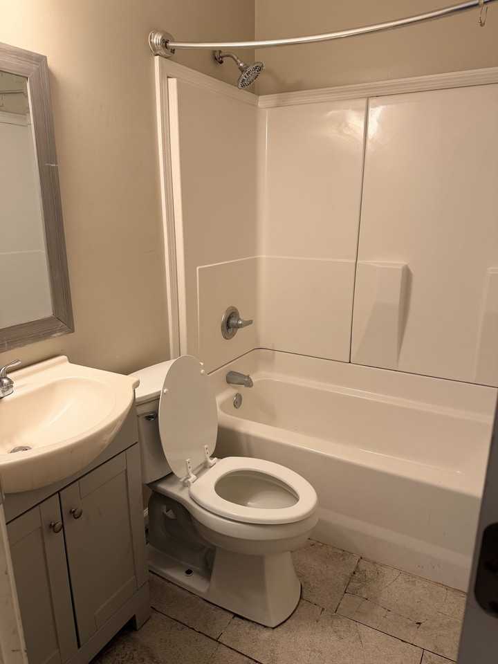 3667 Wylly Ave - Photo 3 of 9